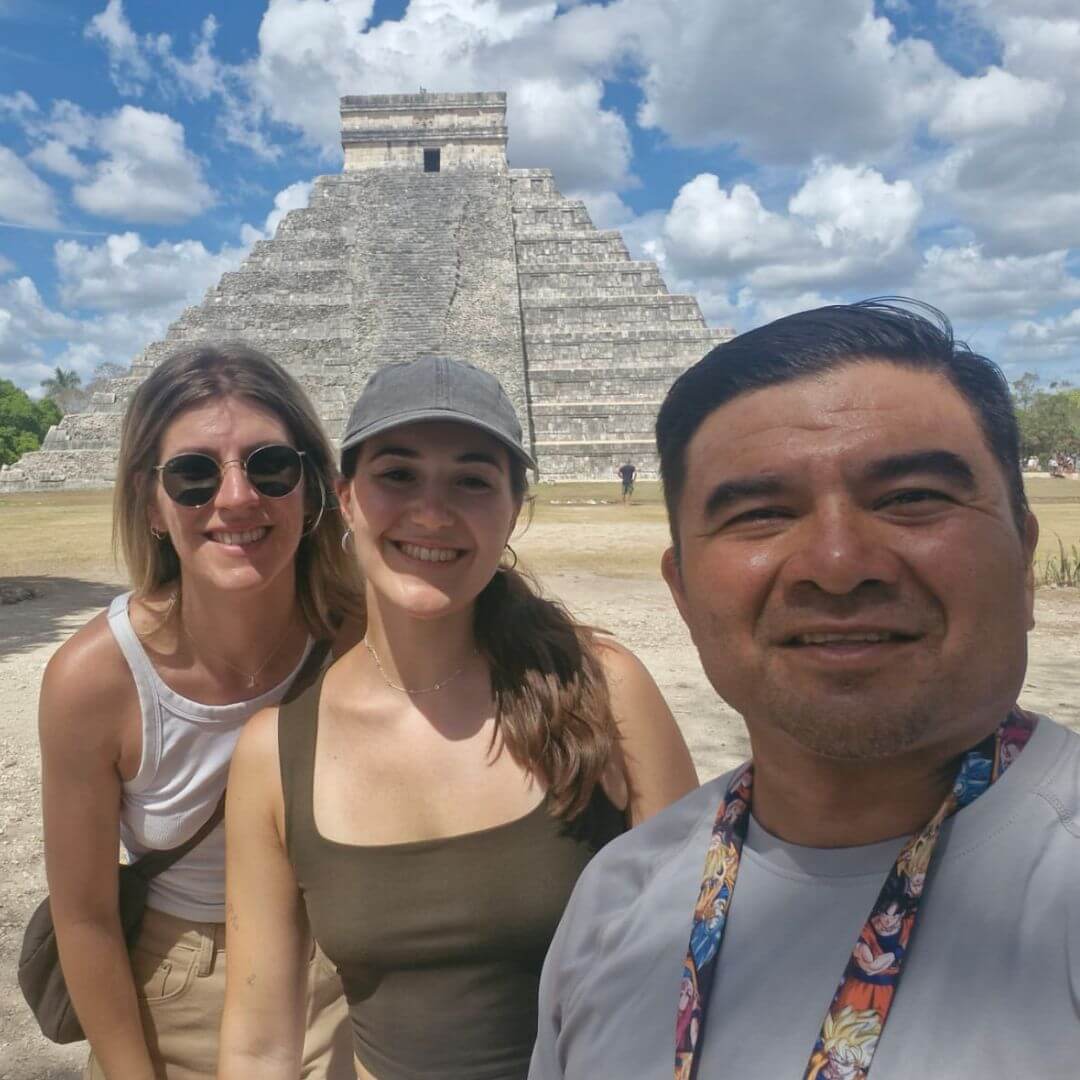 Juan Rey — Guía certificado Lakin Tours